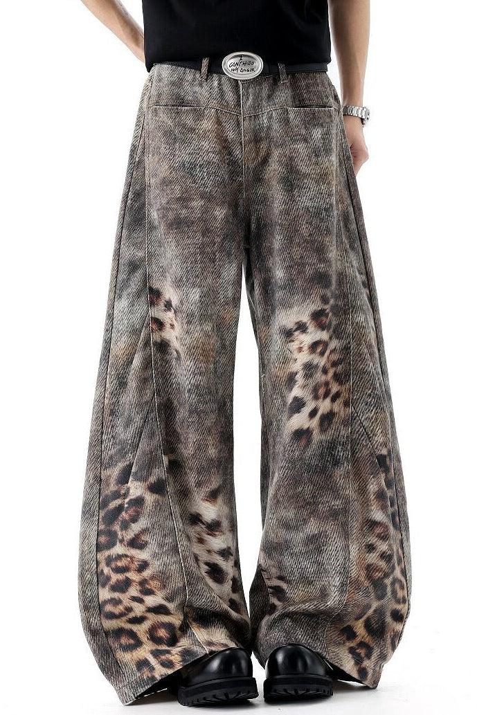 Leopard Patch Washed Barrel Leg Jeans