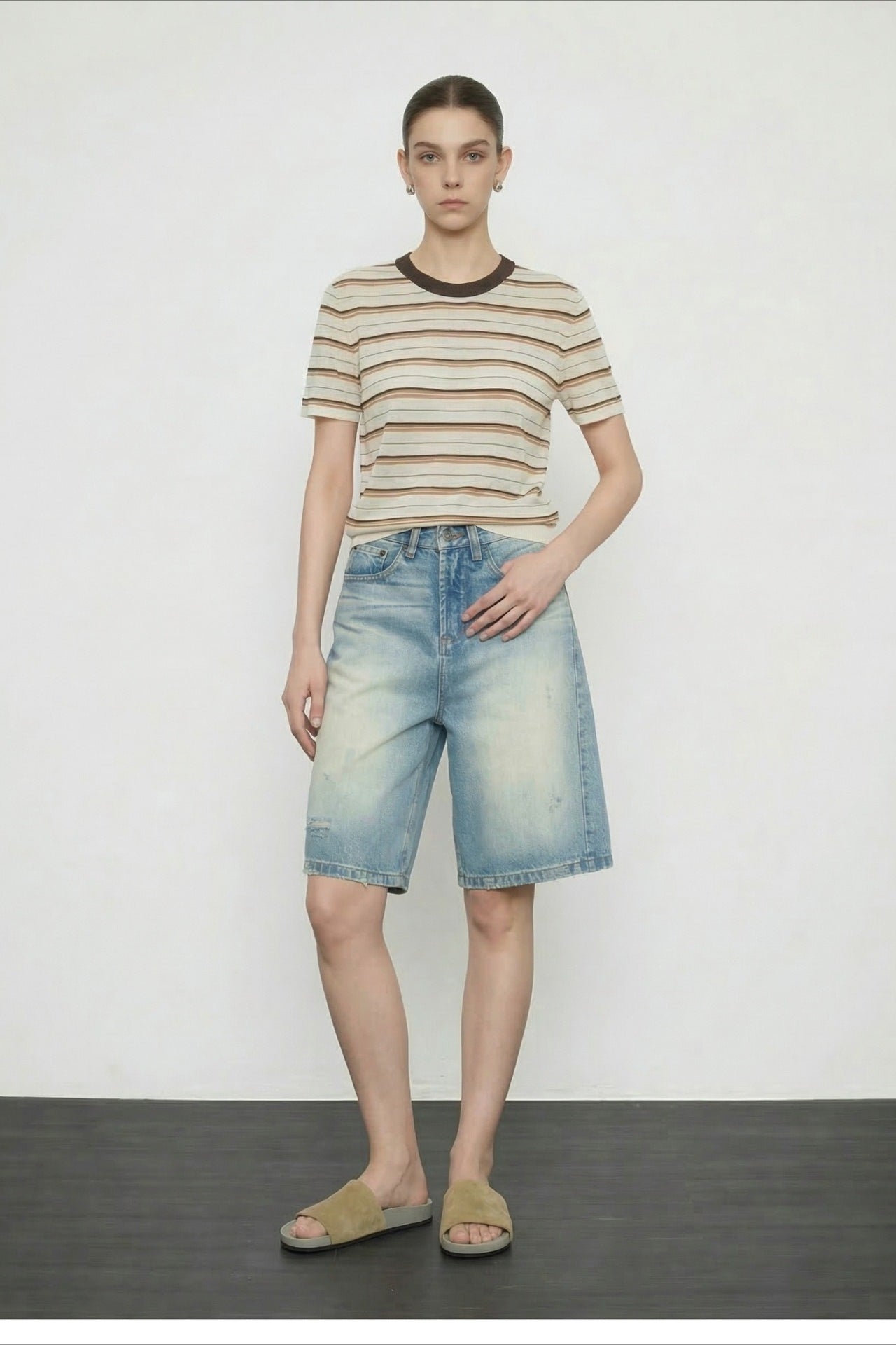 Vintage Wash Straight Cutoff Shorts Secondary image