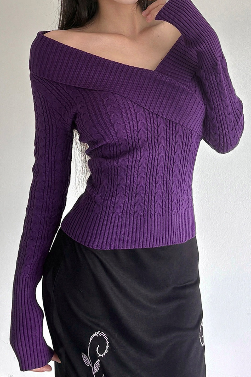 Cable V Neck Slim Long Sleeve Knit Top