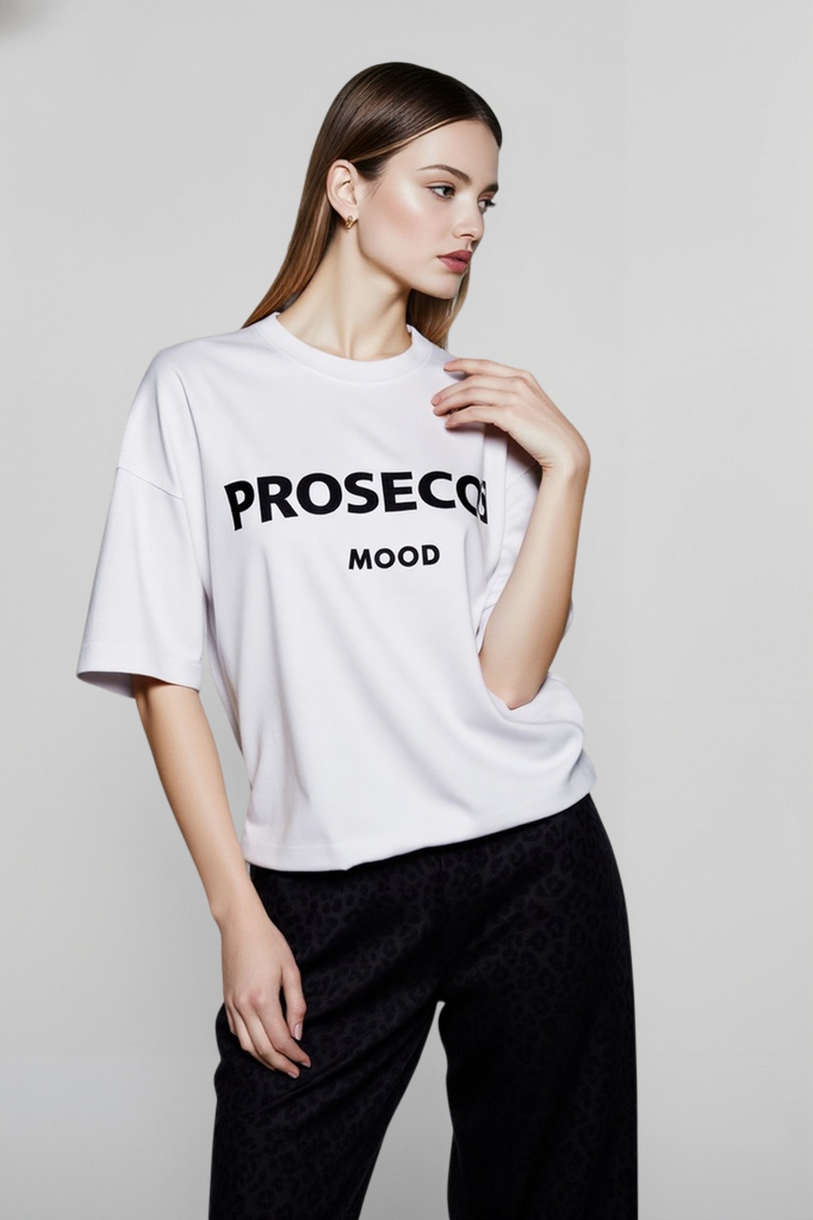 Vintage Graphic Crewneck T-Shirt Main image