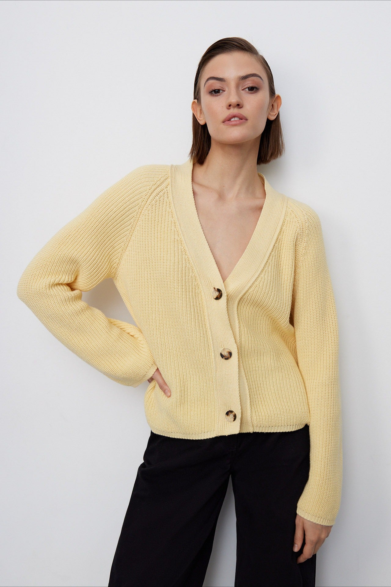 V Neck Cropped Batwing Cardigan Main image