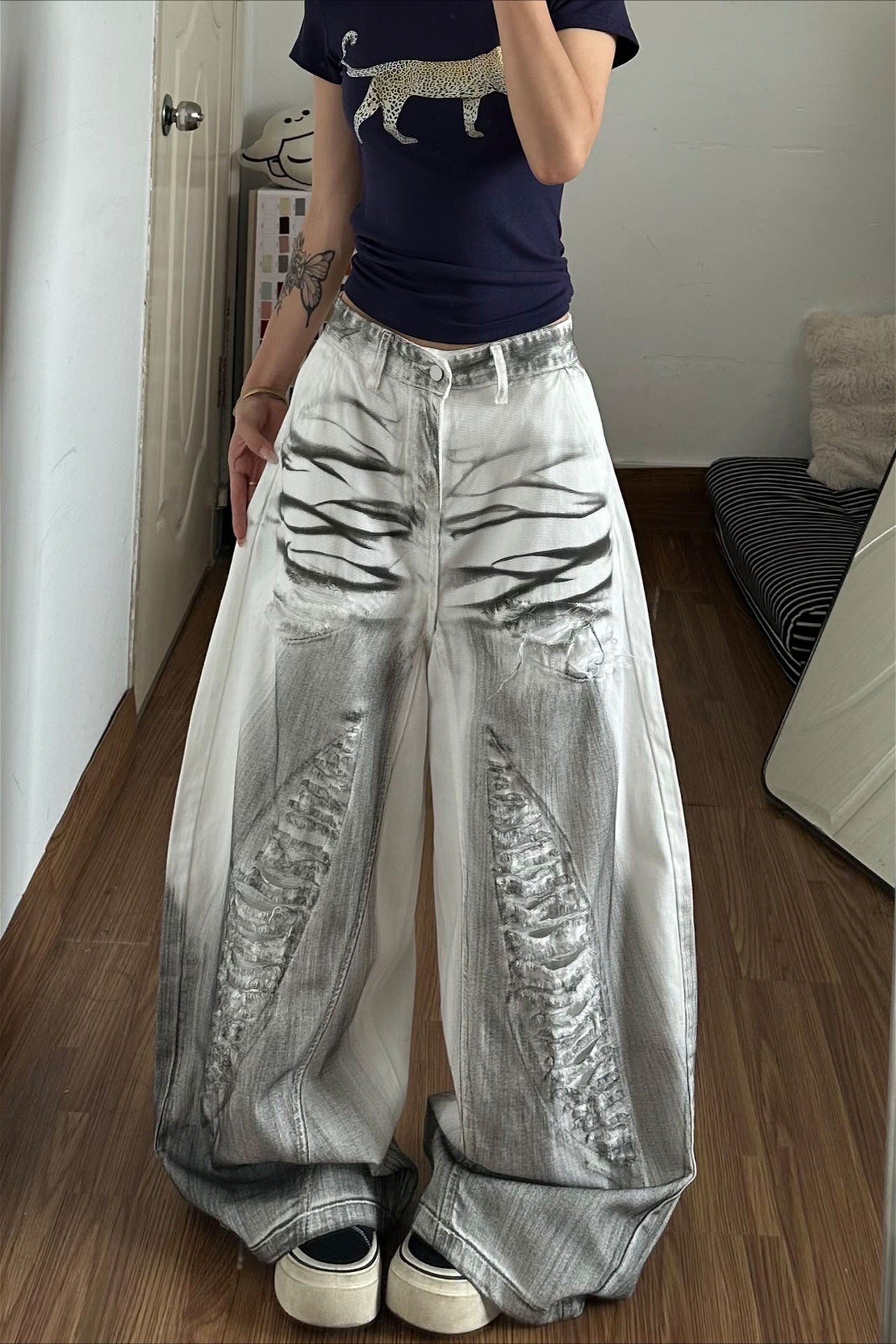Metallic Torn Effect Wide Leg Jeans Secondary image