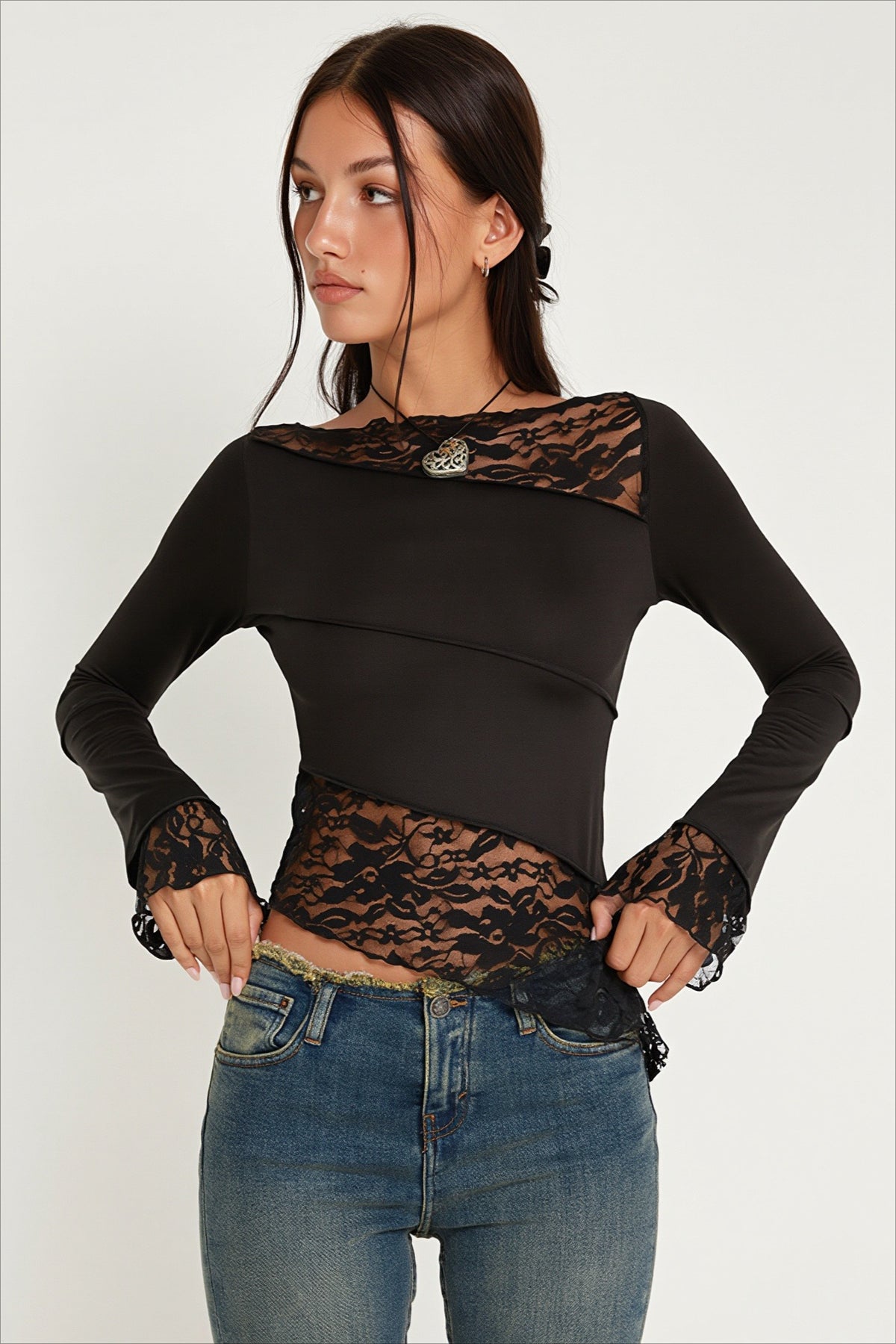 Sheer Lace Panel Flare Sleeve T-shirts Main image