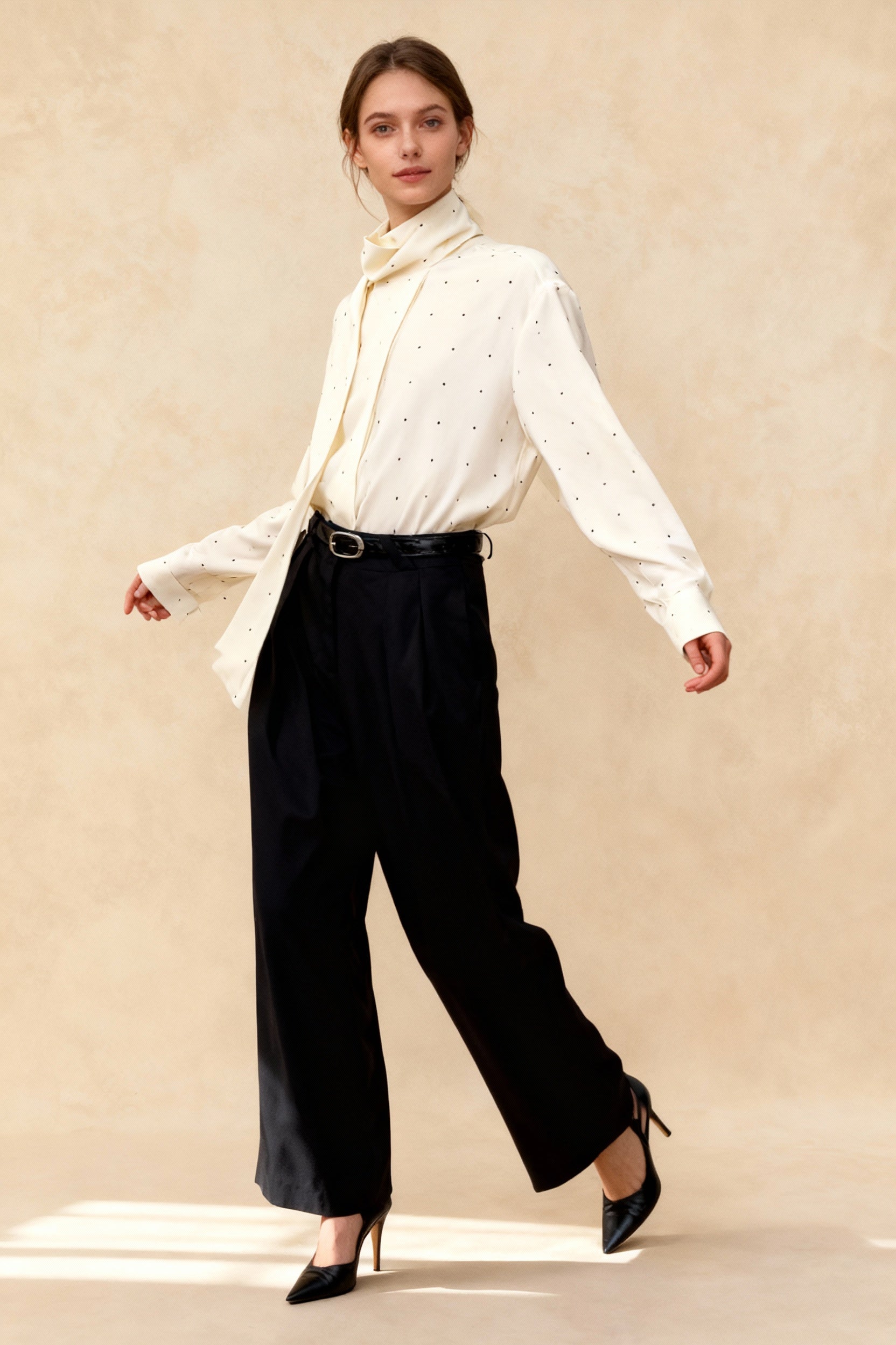 Polka Dot Ribbon-Tie Loose Long-Sleeve Blouse Secondary image