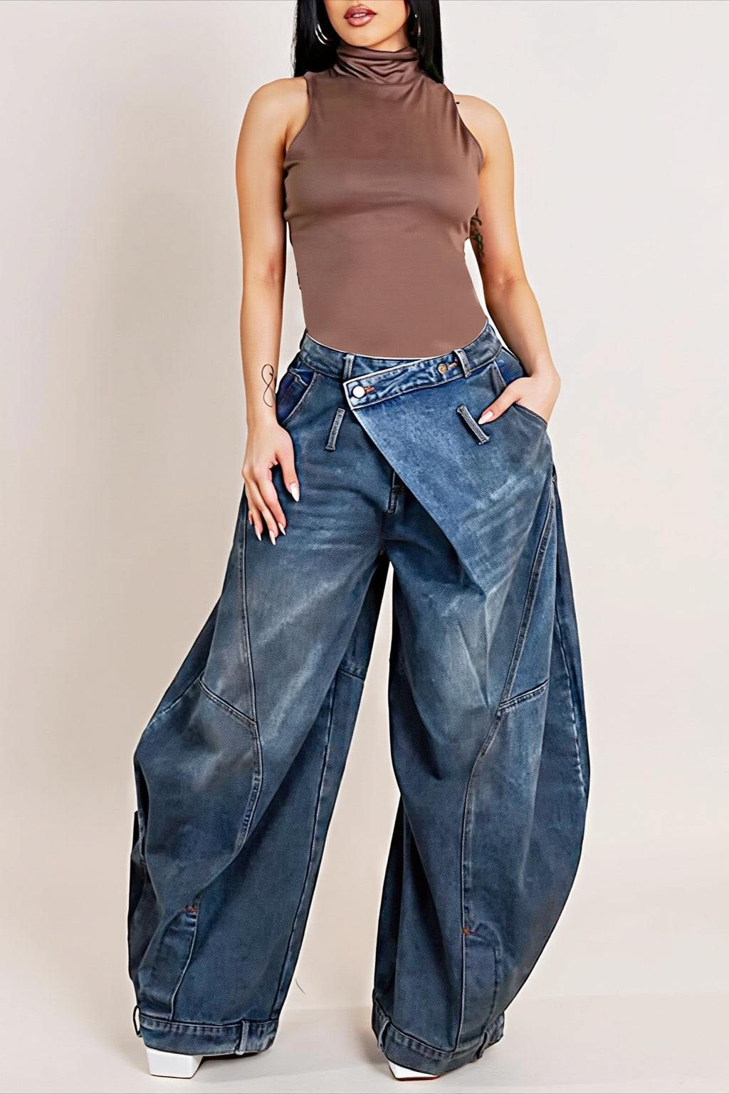 Asymmetric Waist Curved Leg Jeans