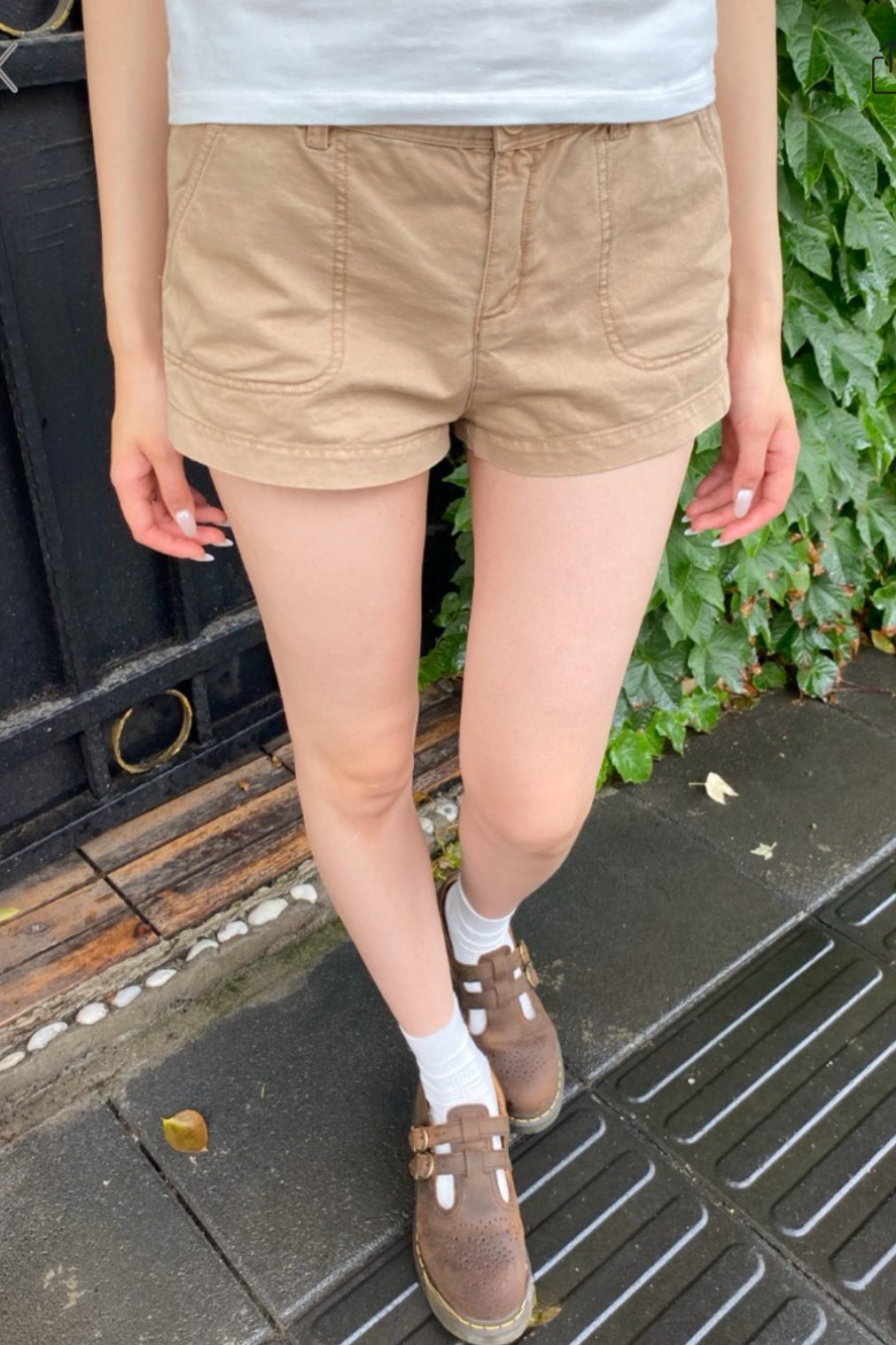 Y2K Utility Pocket High Rise Shorts Main image