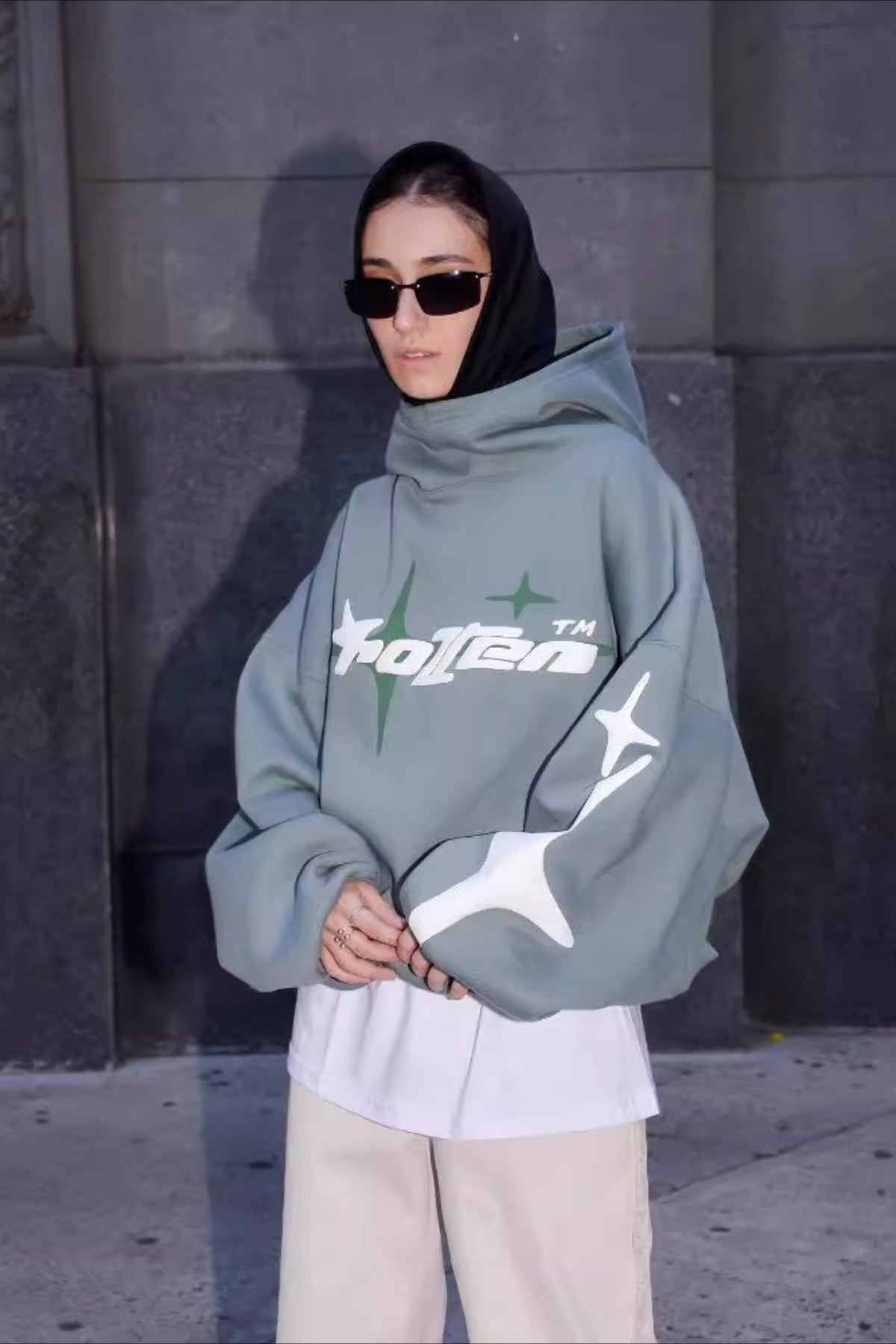 Star Letter Graphic Print Hoodie Secondary image