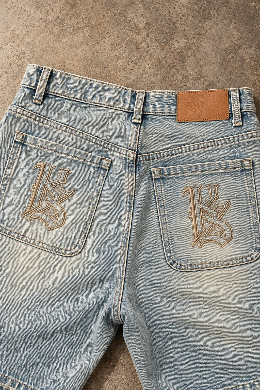 Fashion Personality Embroidery Patch Shorts