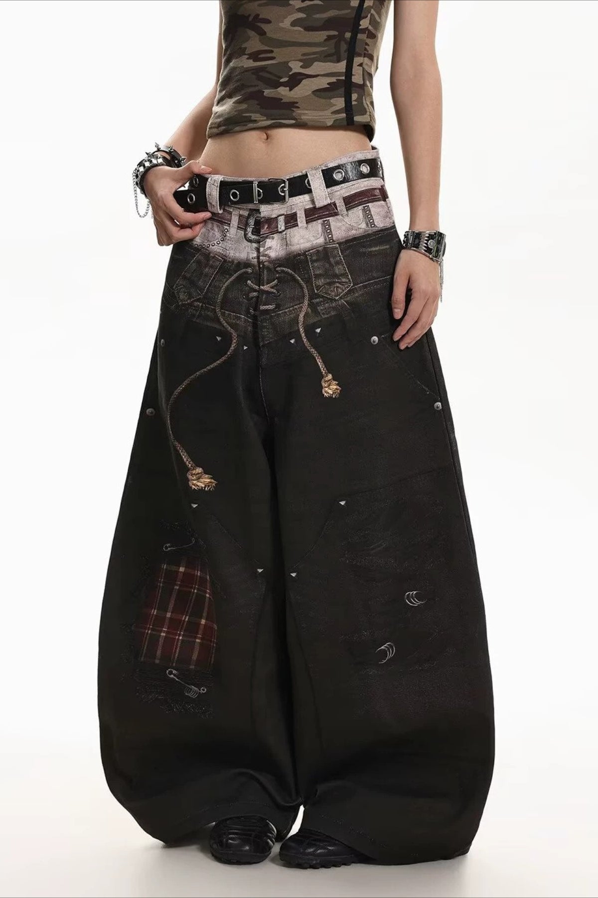 Layered Waist Graphic Print Baggy Jeans