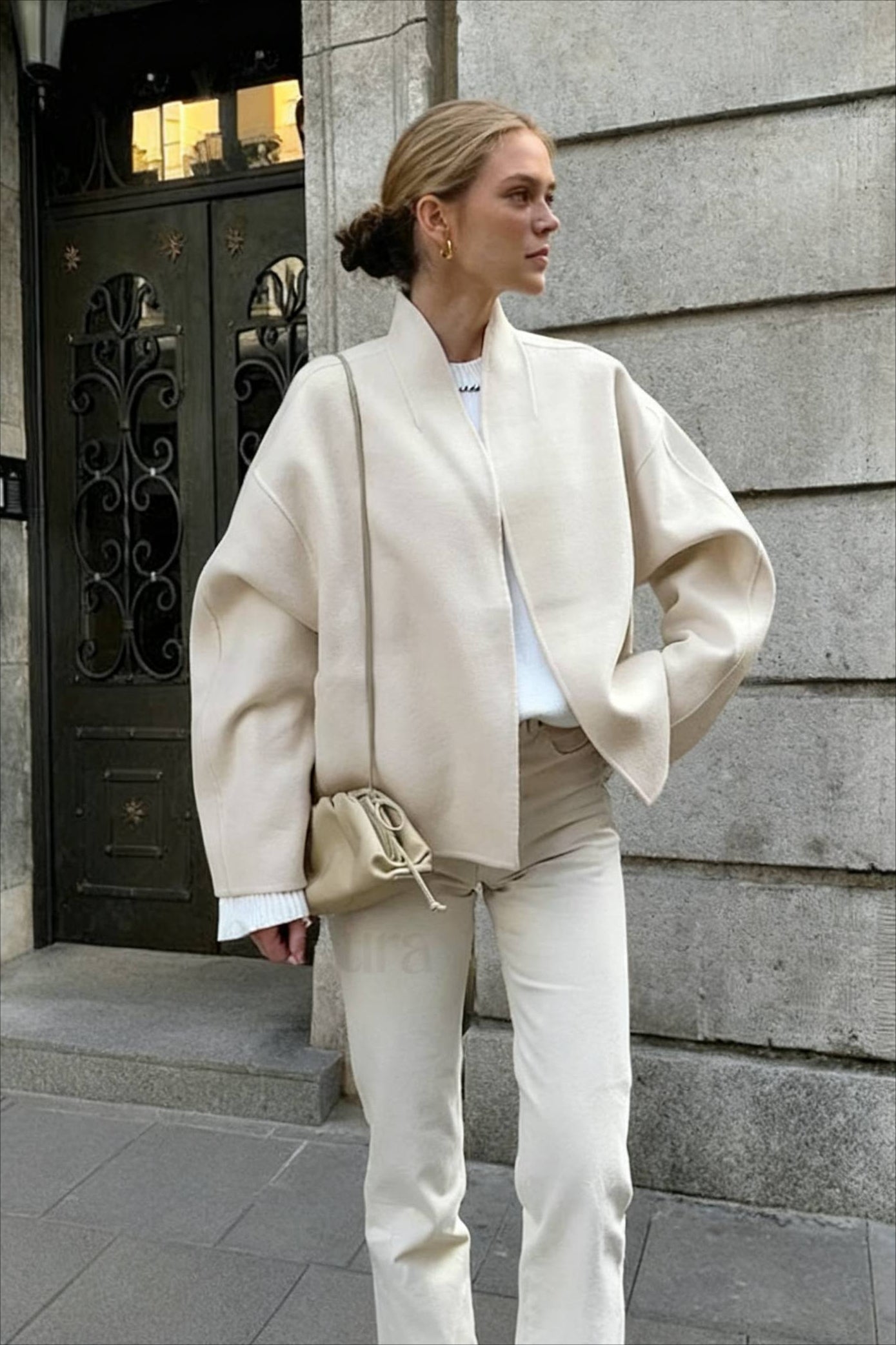 Solid Stand Graceful Collar Coat Main image