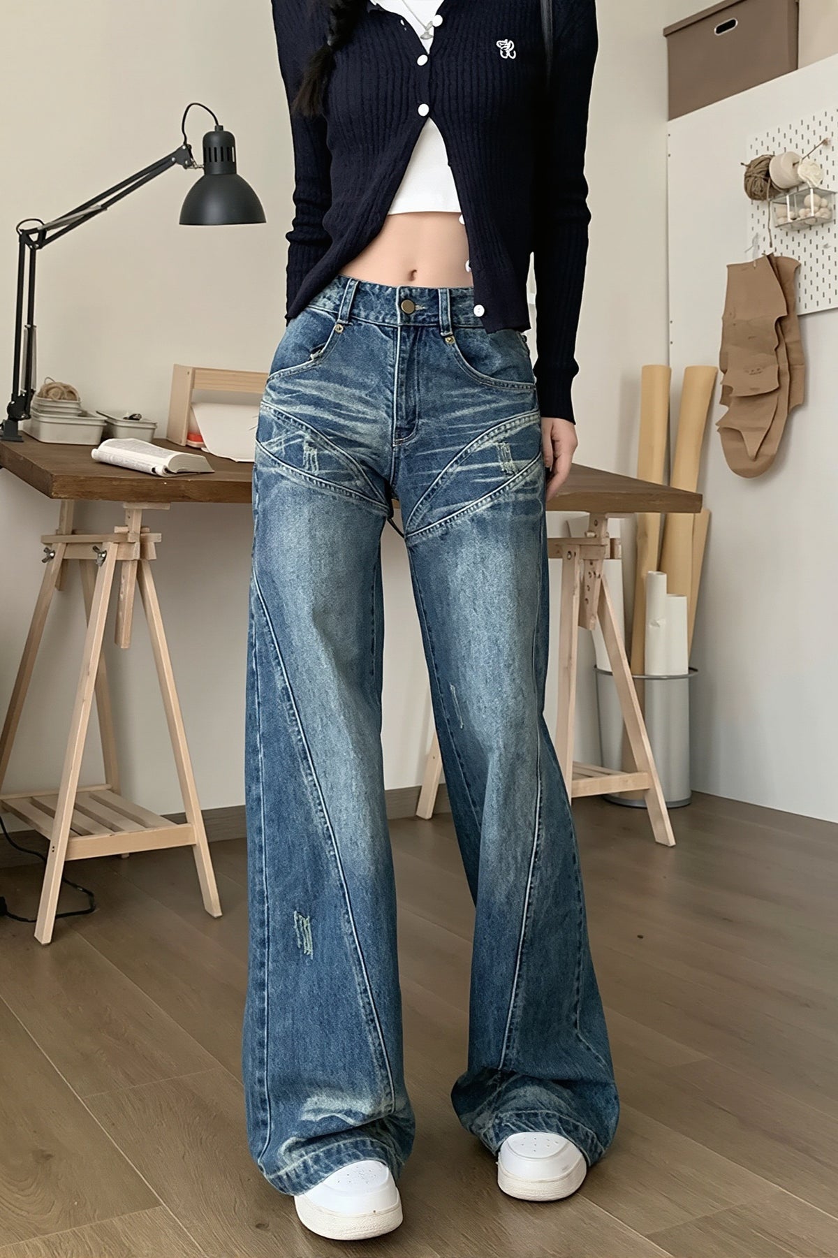Vintage Washed Low Rise Wide Leg Jeans Main image