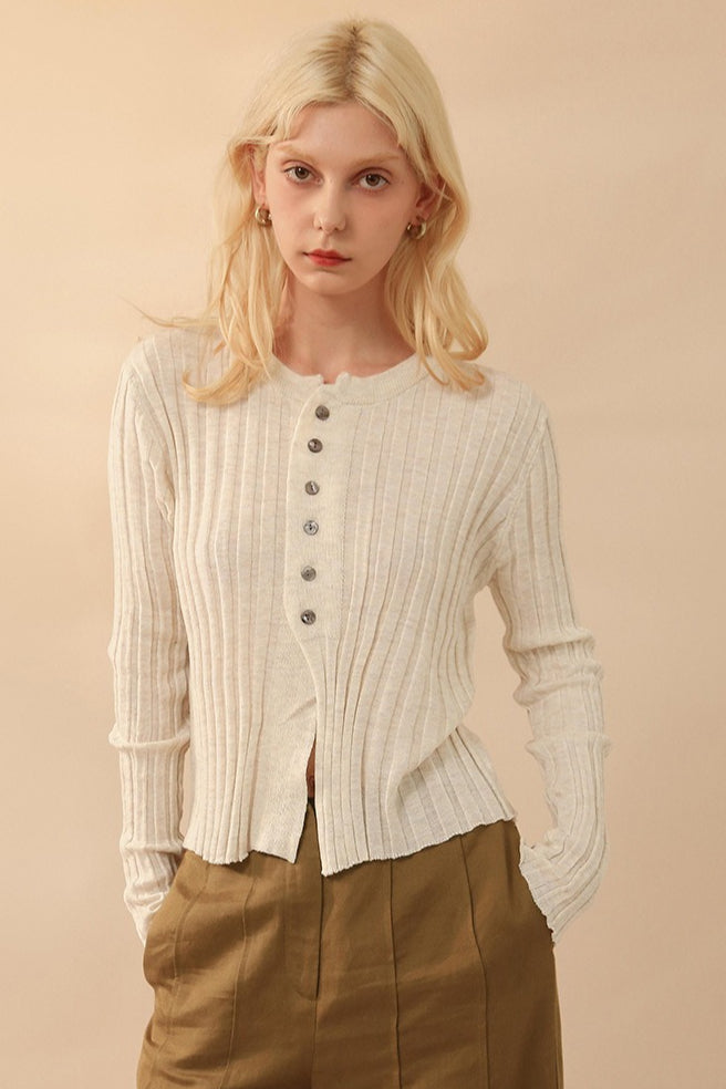 Slim Wool Crop Cardigan Secondary image