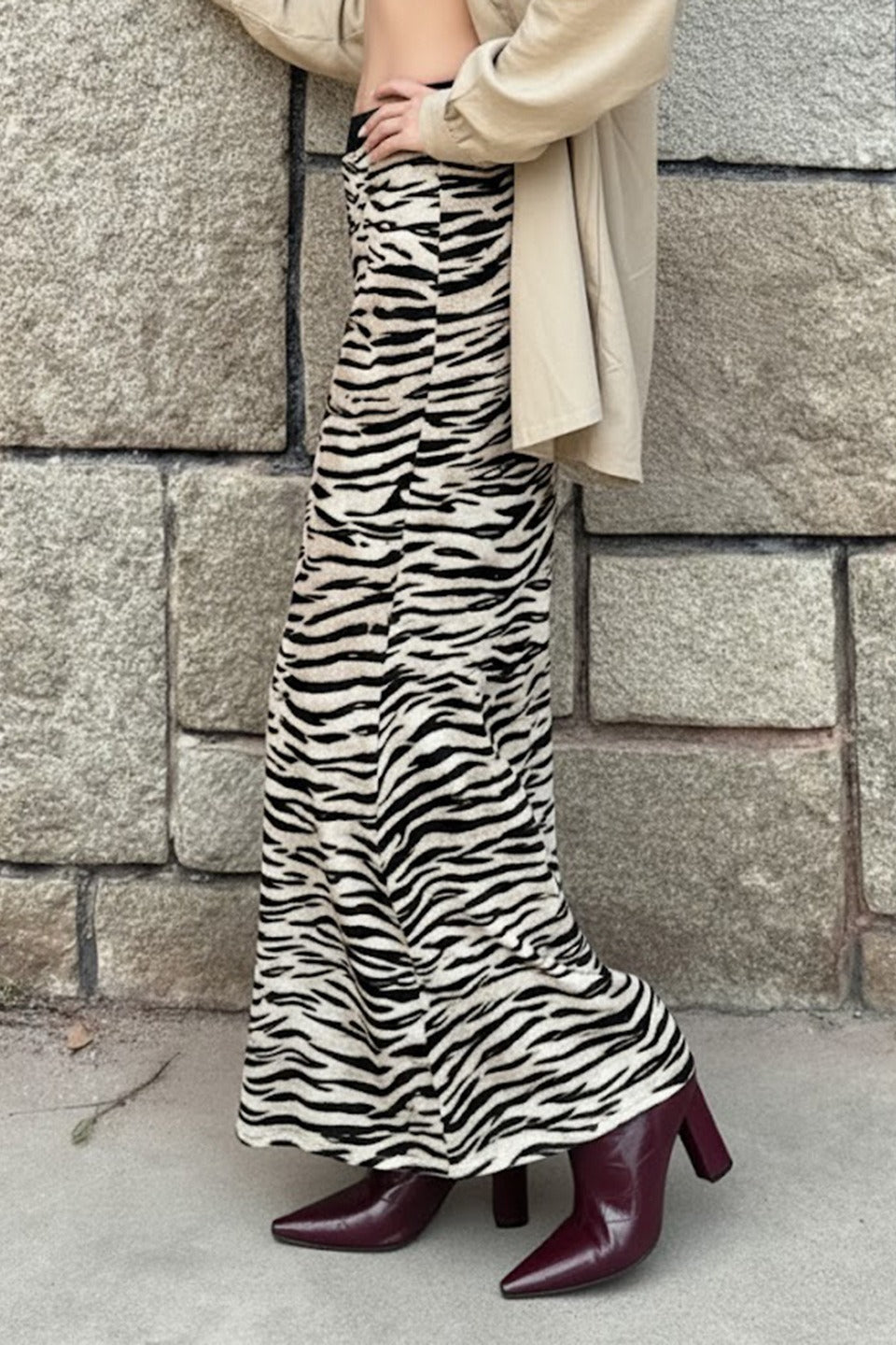 High Waist Zebra Print Office Midi Skirt Secondary image