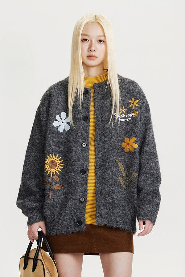 Vintage Floral Embroidered Cardigan Secondary image