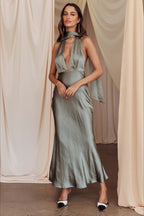 Solid Deep V Halter Backless Fitted Dress