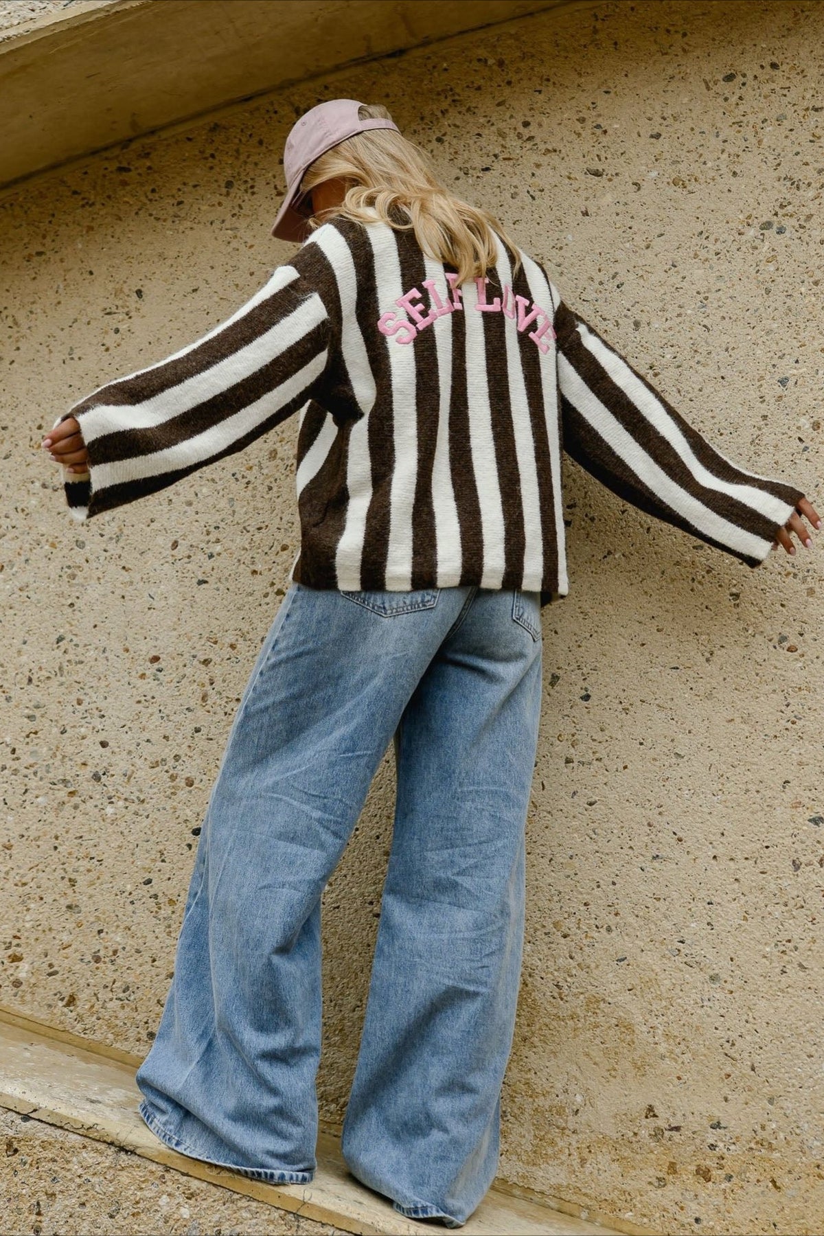 Vertical Stripe Contrast Neck Relaxed Knit Sweater