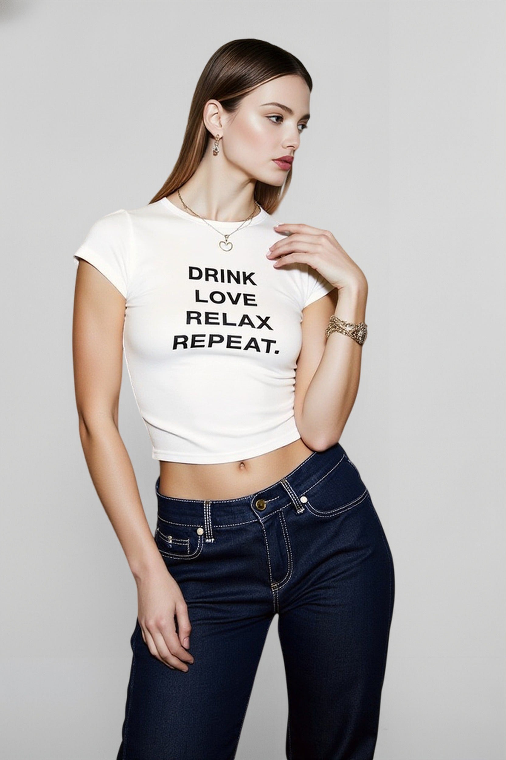 Letter Print Crop T-shirts Secondary image