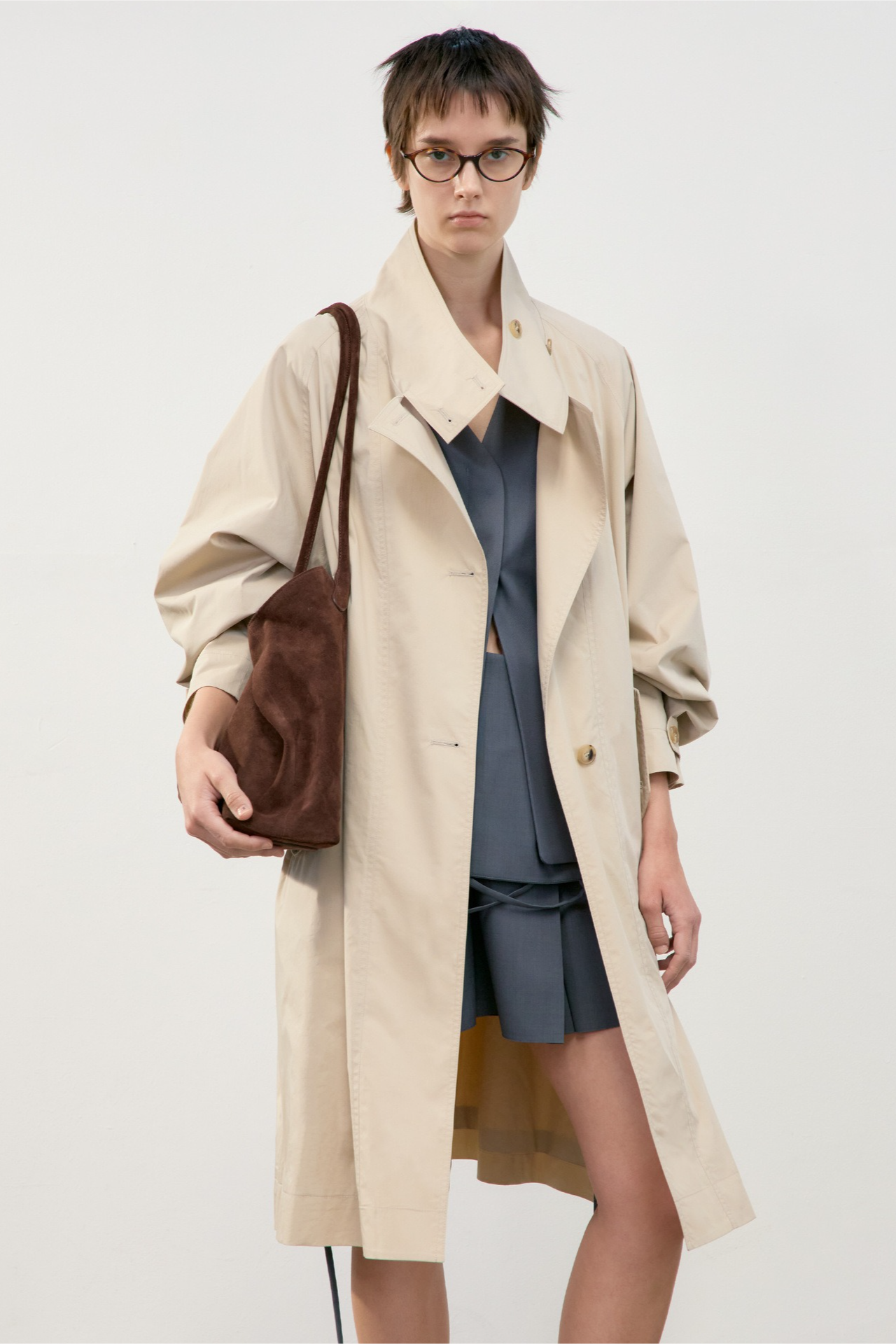 Solid Stand Collar Single Breasted Long Loose Overcoat Secondary image