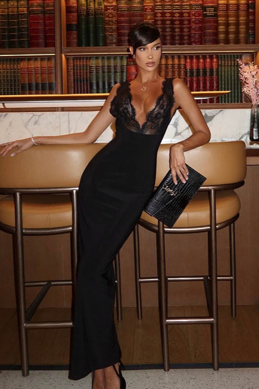 V-Neck Lace Panel Sleeveless Bodycon Lace Dress Main image