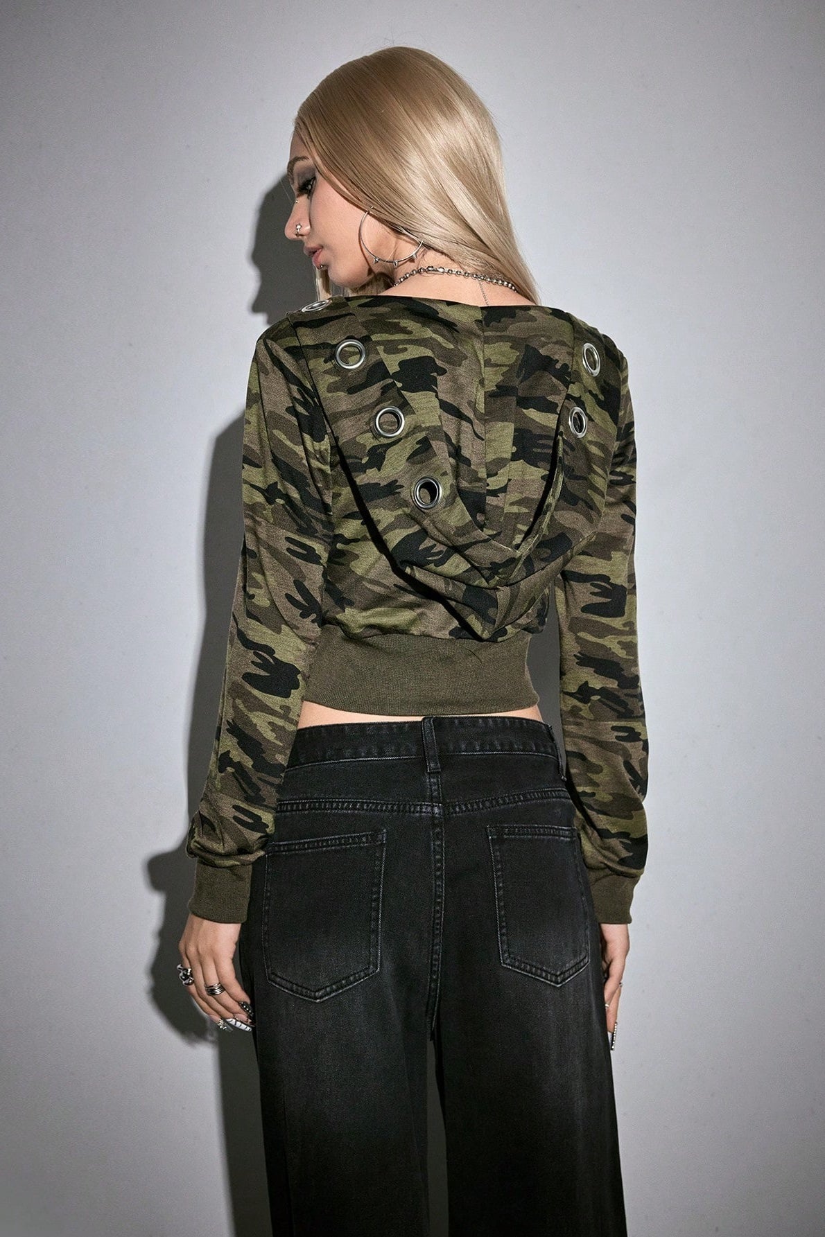 Camo Print Zip Up Ruched Cropped Hoodie Secondary image