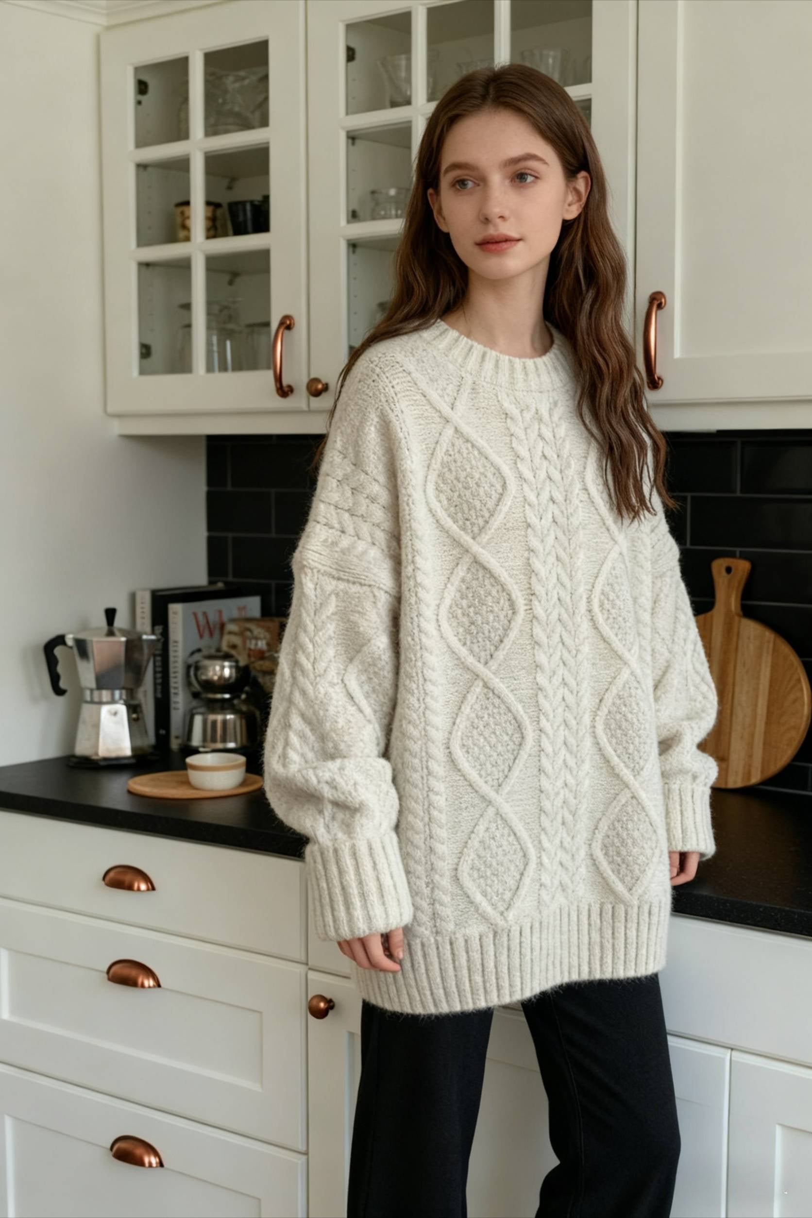 Cable Knit Graceful Cropped Sweater Main image