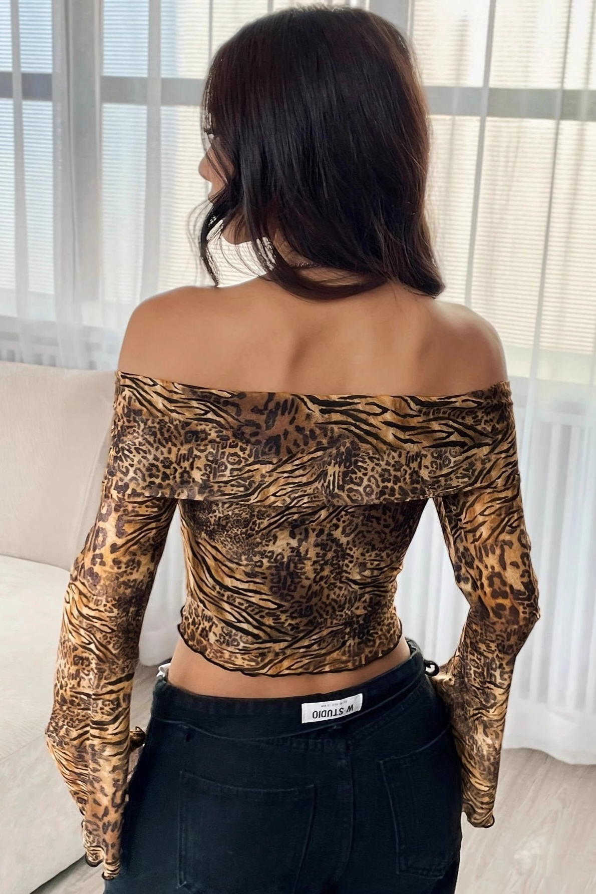 Leopard Mesh Off Shoulder Backless Flare Sleeve Crop Top Secondary image
