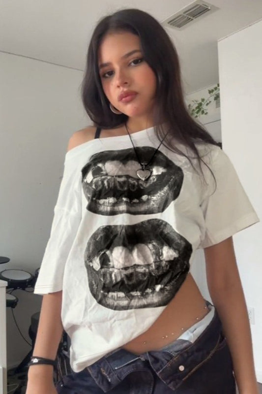 Edgy Graphic Slouchy Tee T-Shirt Main image