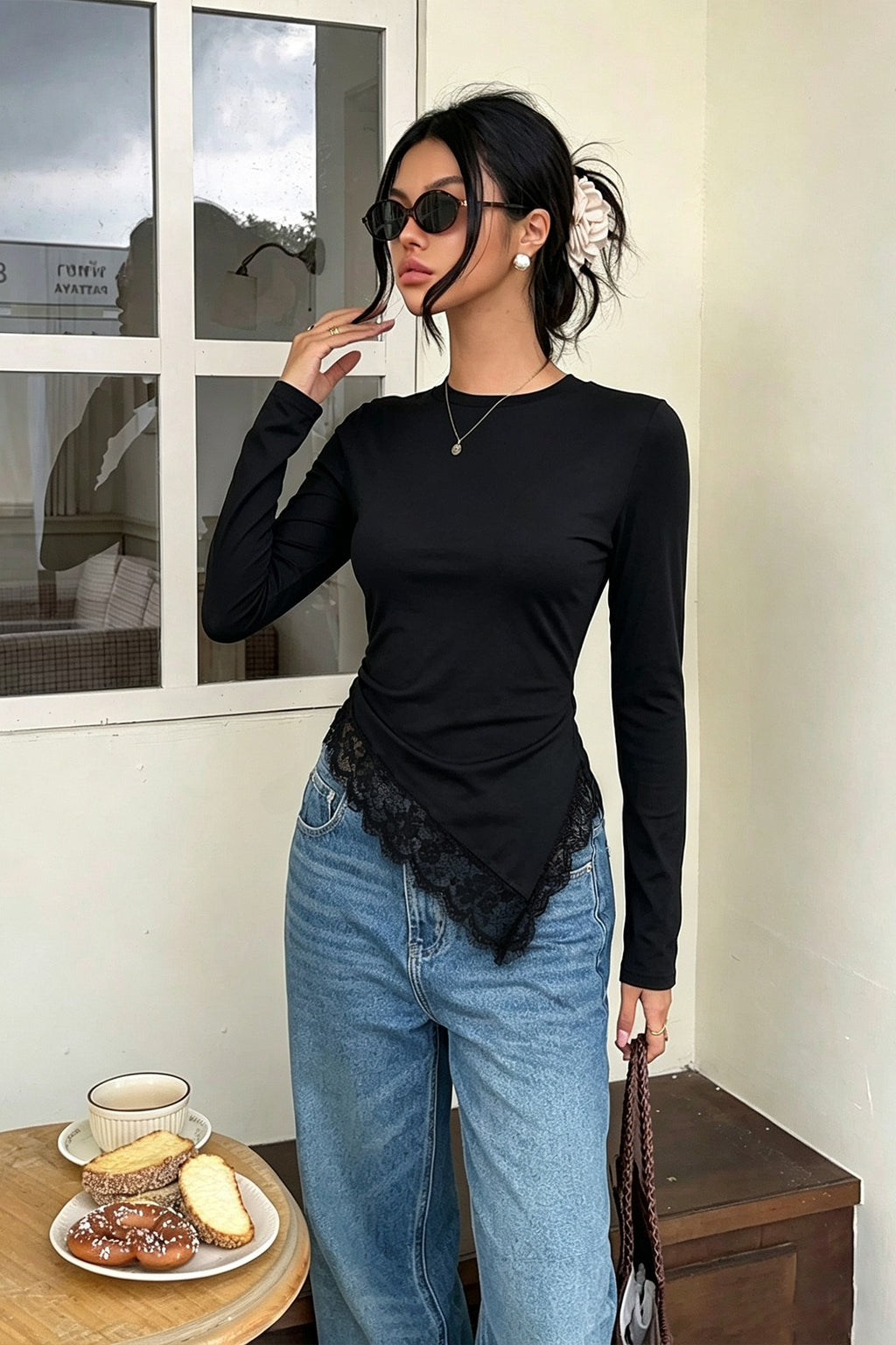 Asymmetric Lace Hem Slim Long Sleeve T-shirts
