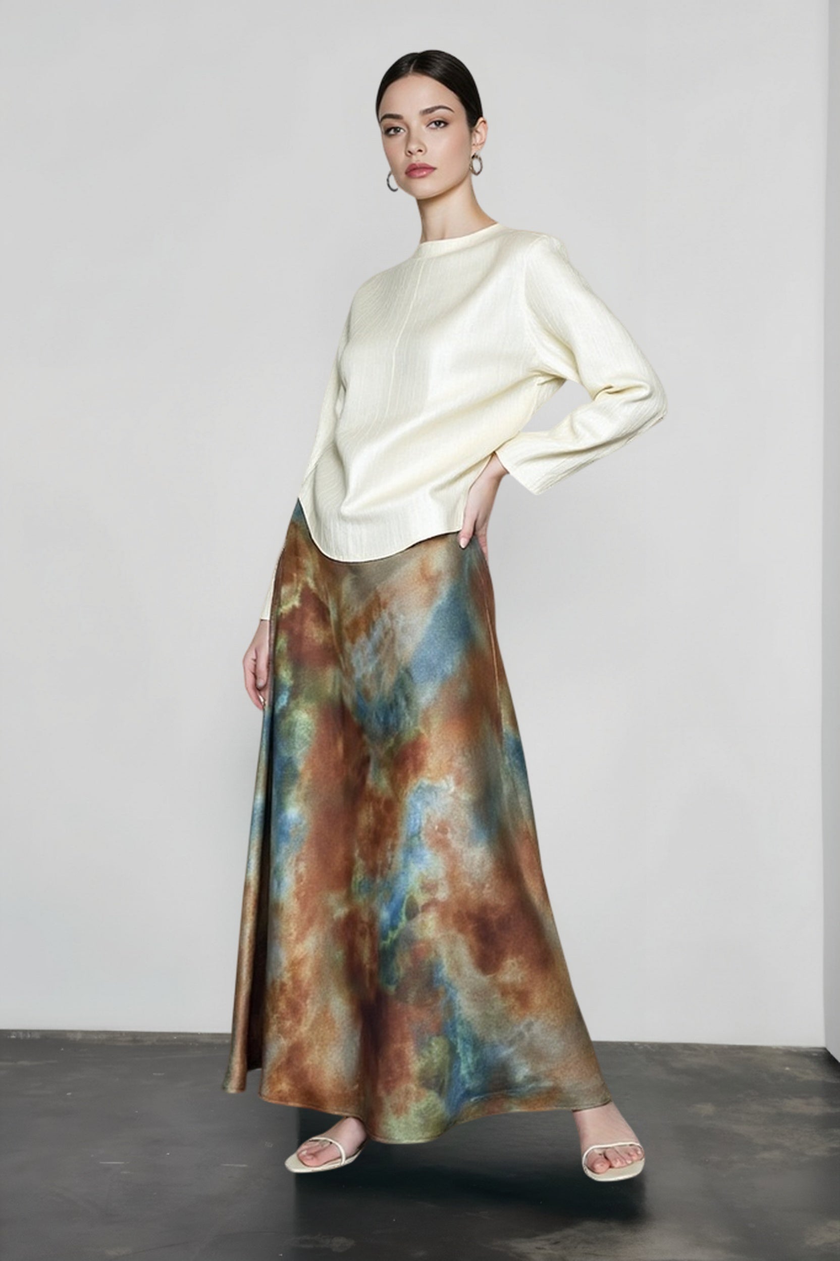 Tie Dye Gradient Elegant Vacation Skirt Secondary image