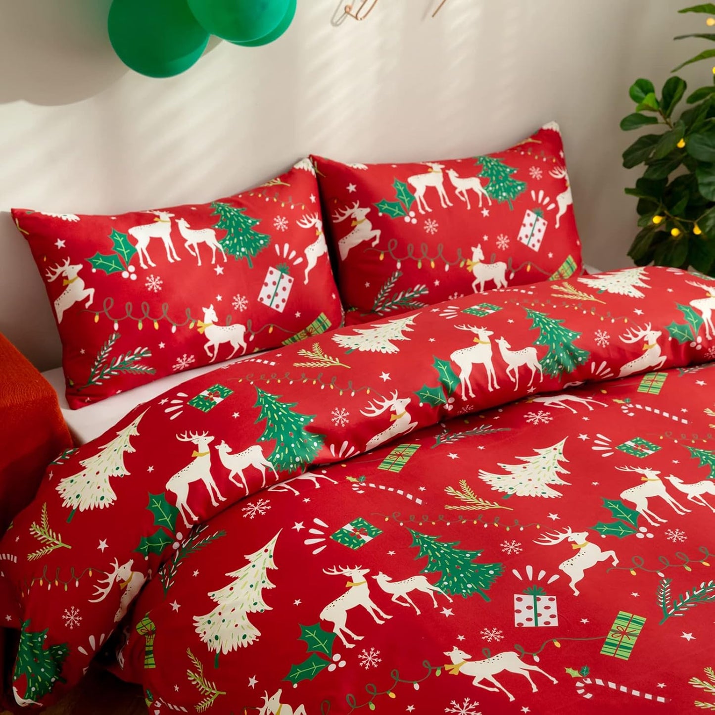 Xmas Tree Reindeer Queen Duvet Cover Set - Festive Bedroom Decor - Lightweight Comforter Cover - 3 Pieces