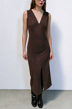 Sleeveless Scoop Neck Solid Midi Dress