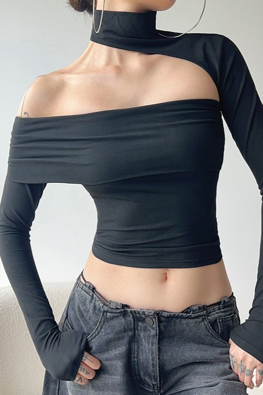 Halter Asymmetrical Off Shoulder Cuffed Crop Top Main image
