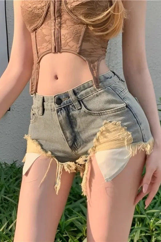 Low Rise Ripped Pocket Detail Shorts Main image
