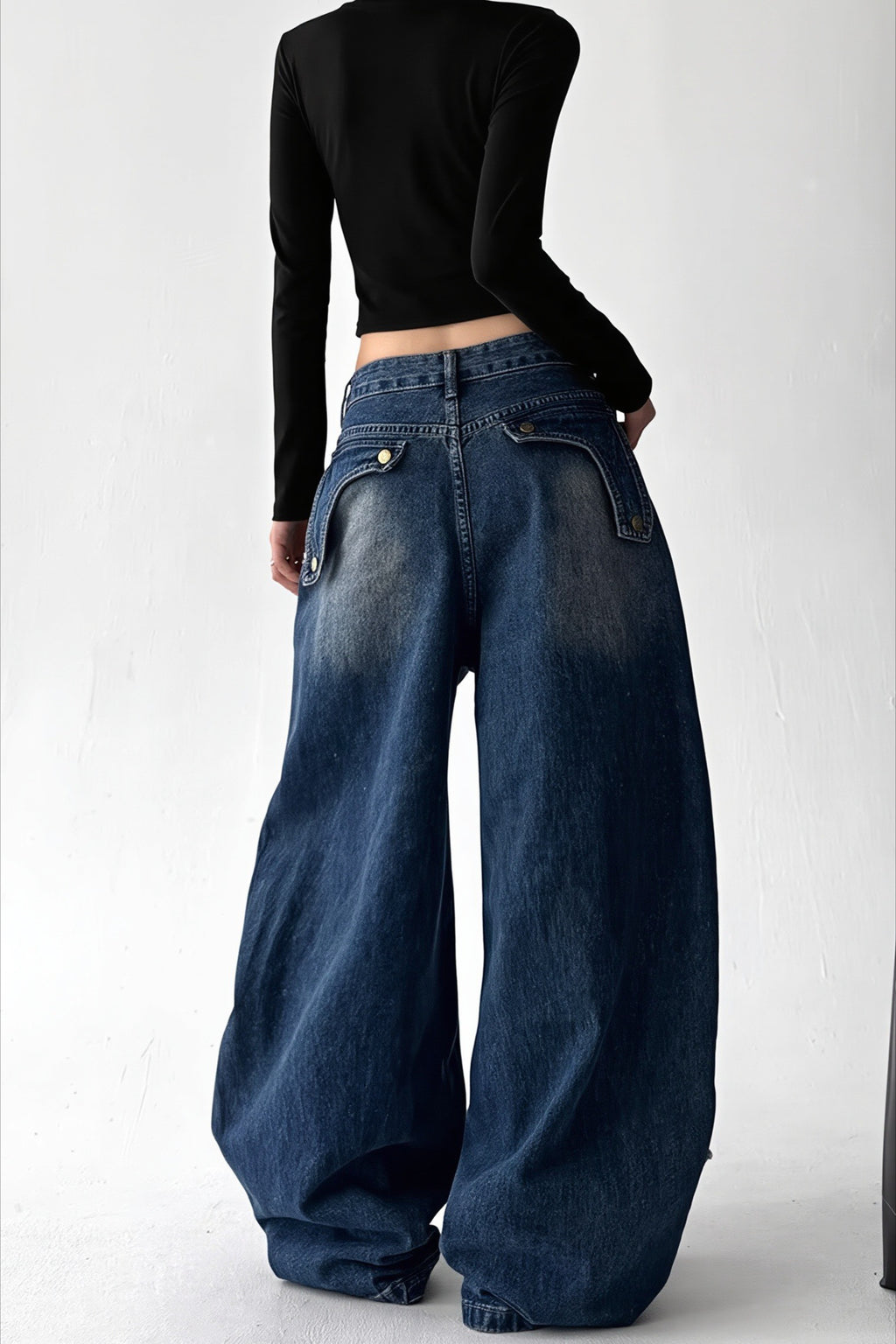 Distressed High Rise Barrel Leg Jeans