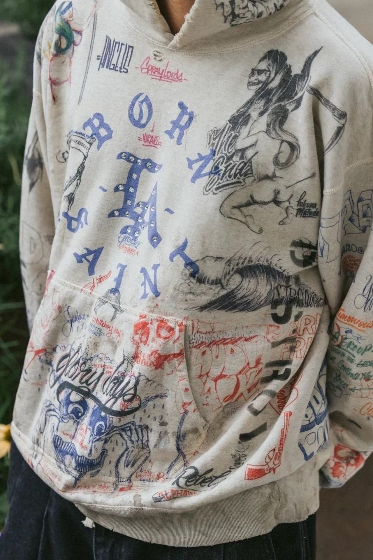 Distressed Rhinestone Graffiti Print Hoodie Secondary image