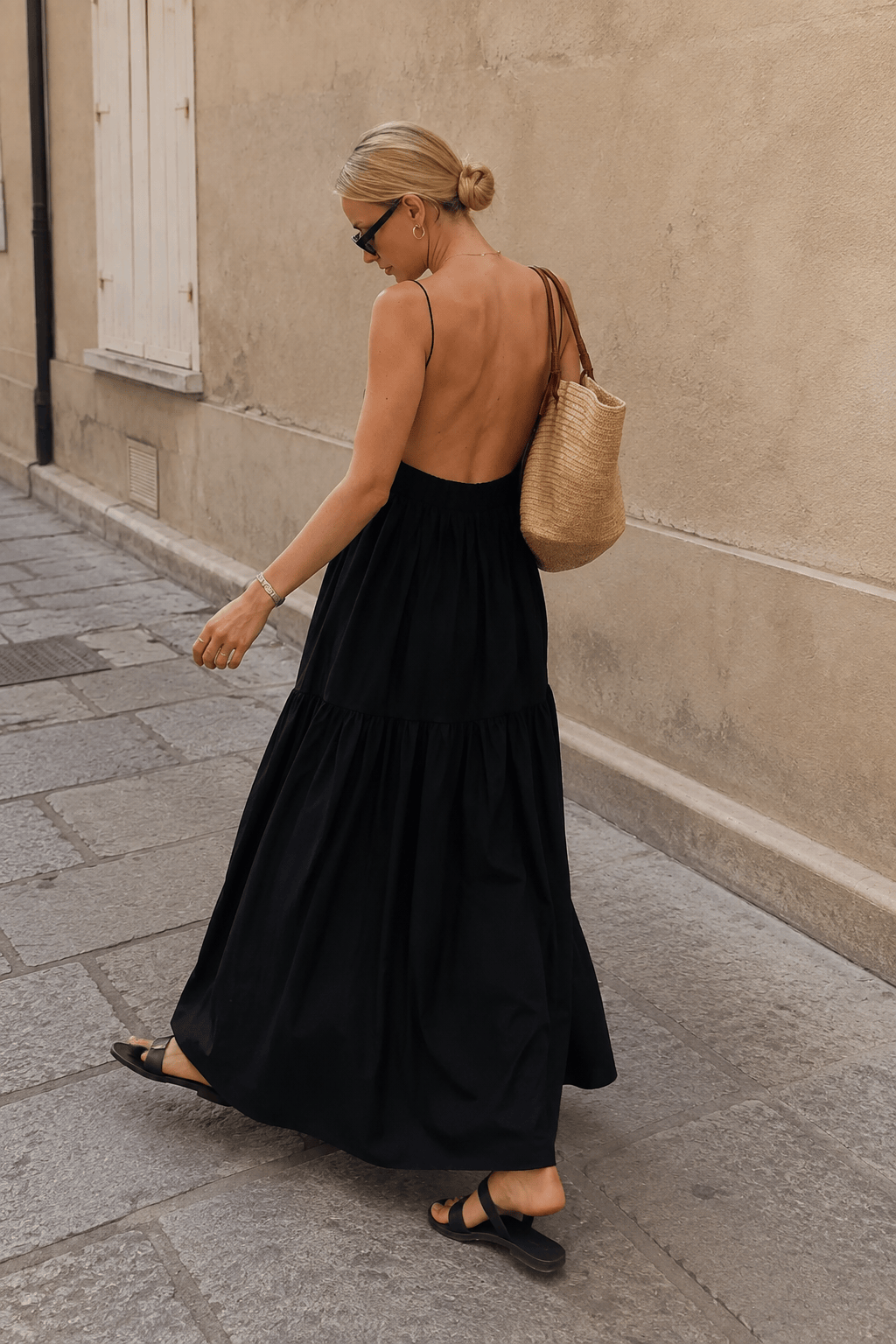 Solid Backless Long Dress Secondary image