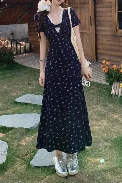 V-neck Waist-cinching Slim Floral Dress Main image