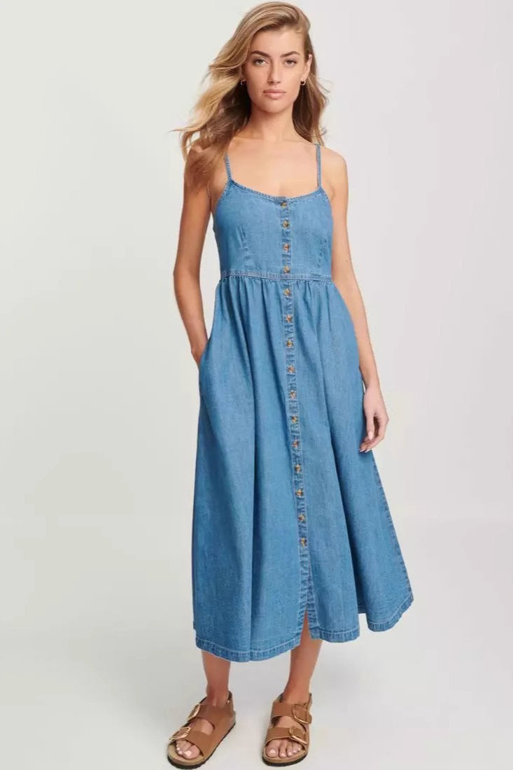 Chic Sleeveless Denim Dress Main image