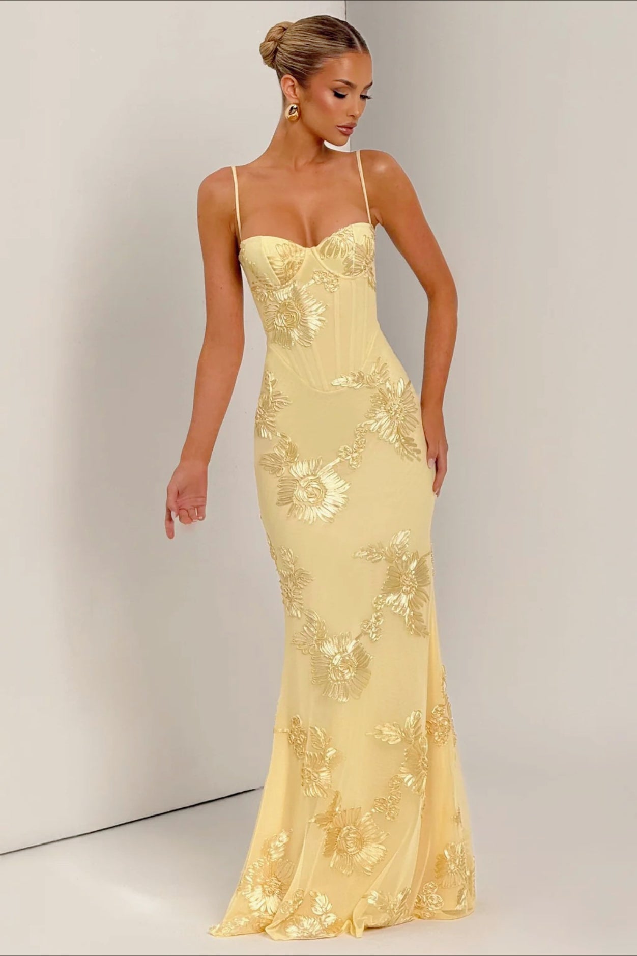 Elegant Strapless Slip Maxi Floral Dress Secondary image
