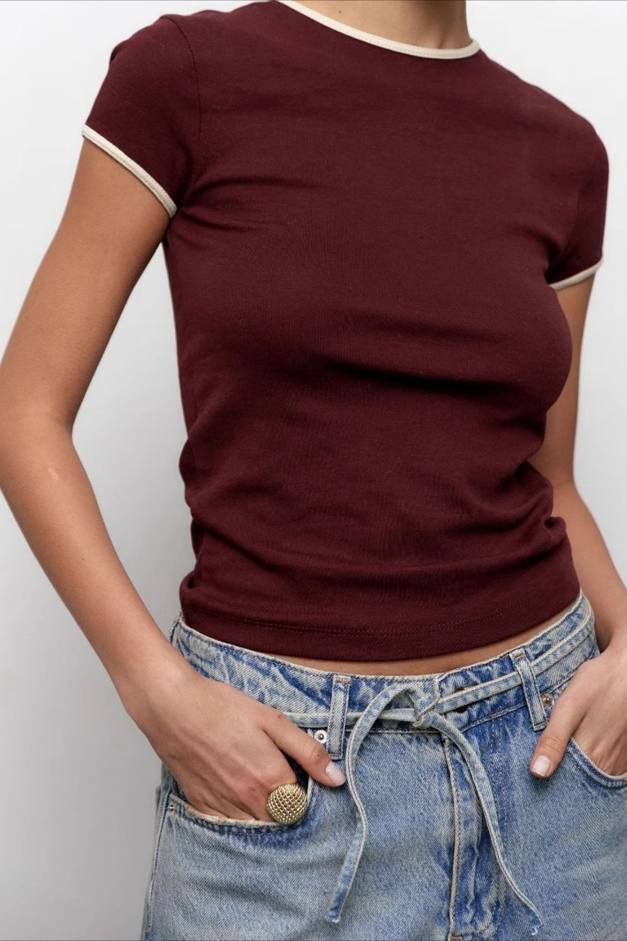 Contrast Trim Crewneck Tee T-Shirt Secondary image