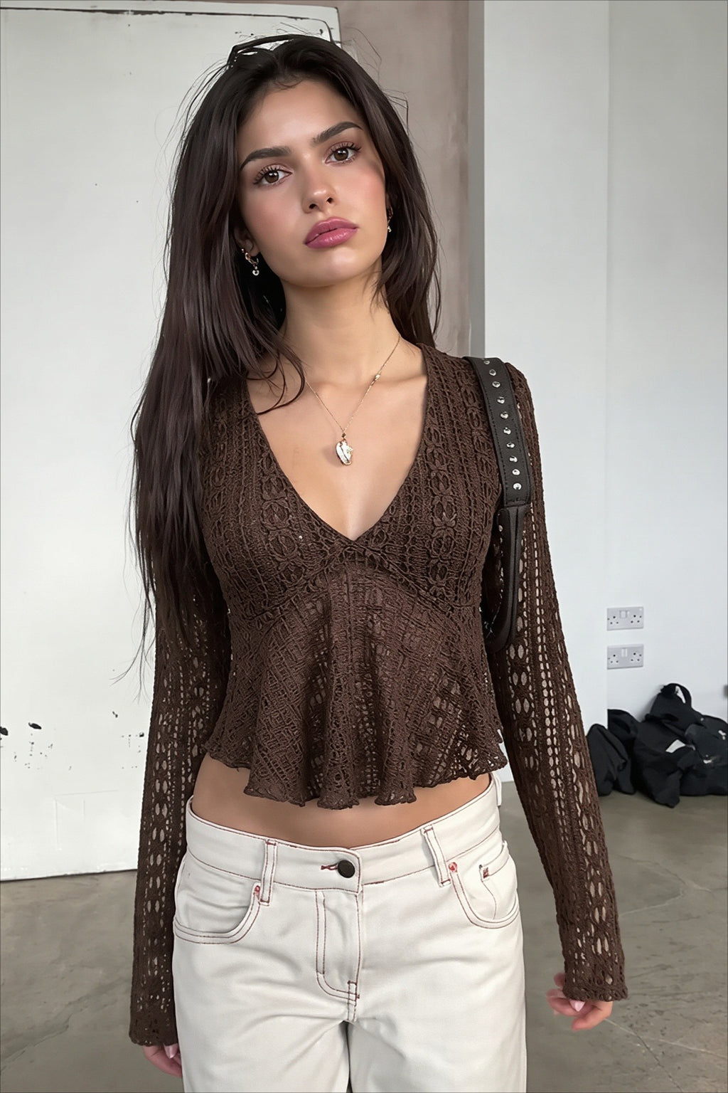 Lace V Neck Flared Hem Long Sleeved T-shirts