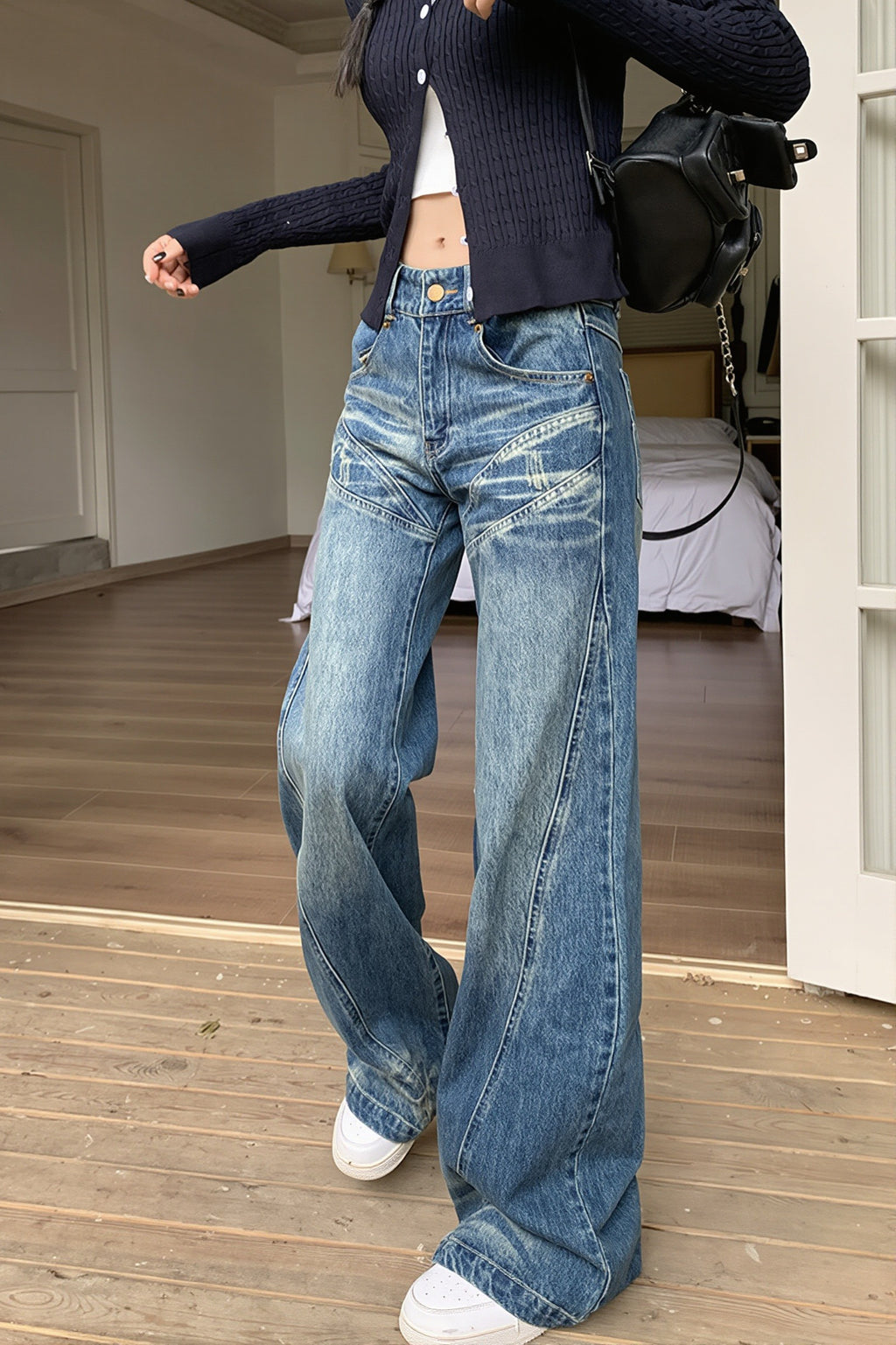 Vintage Washed Low Rise Wide Leg Jeans