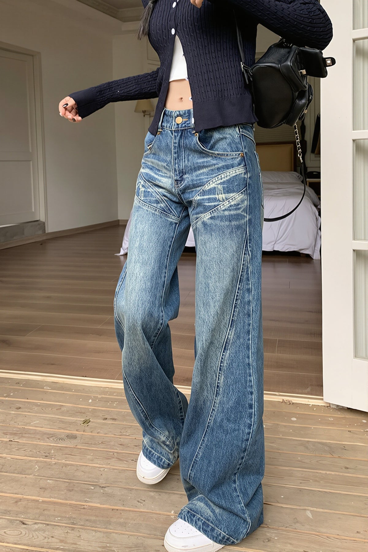 Vintage Washed Low Rise Wide Leg Jeans