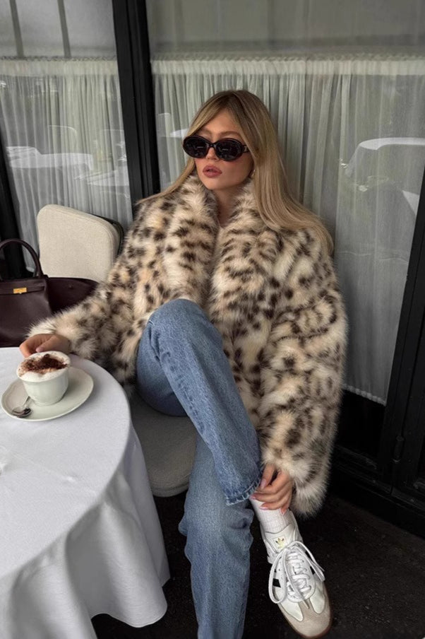 Faux Fur Leopard Pattern Coat Secondary image