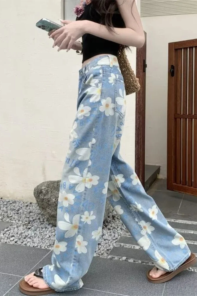 Washed Floral Print Baggy Jeans Secondary image