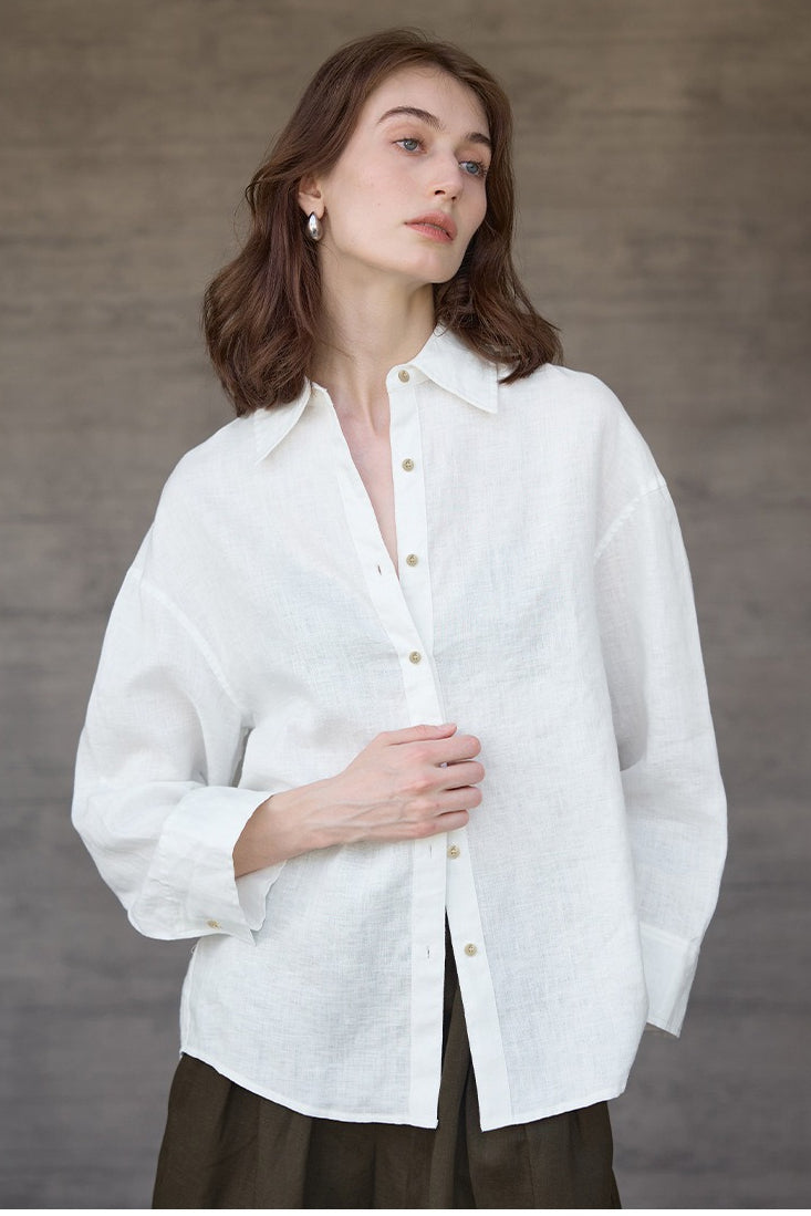 Sophisticated Relaxed Linen Blouse Main image