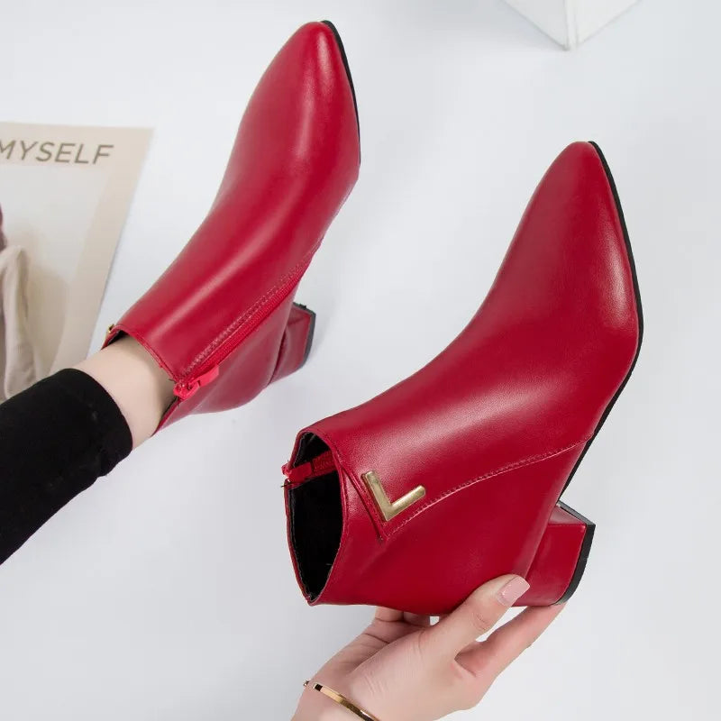 Autumn Winter Fashionable Waterproof Plus Size Comfortable Soft Bottom Platform Ankle Boot Main image