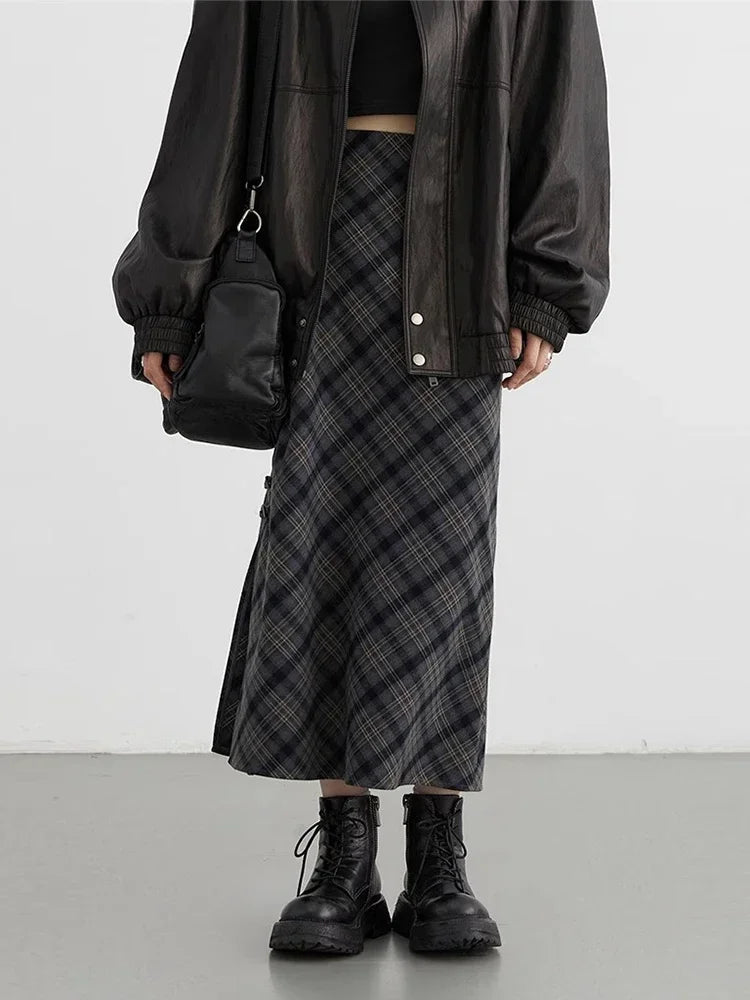 Long Casual Sweet Cool Style High Waist Slit Plaid Tube Skirt Main image
