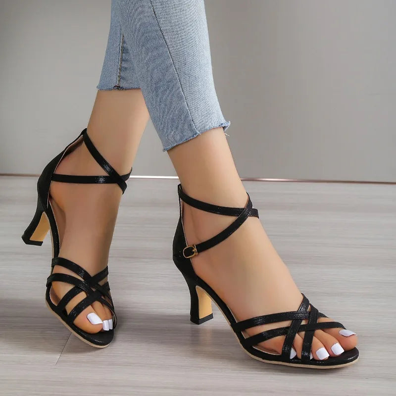 Fashion Slip-on Solid  Pointed Office Stylish Modern Low Heel Pumps Main image