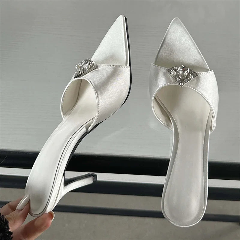 Fashion Diamond Women Slippers 2024 Summer Pointed Toe Ladies Slides Sandals Low Heel Pumps Main image